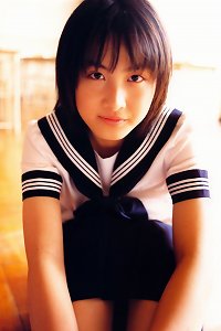 sakura in her school uniform with ass and feet naked